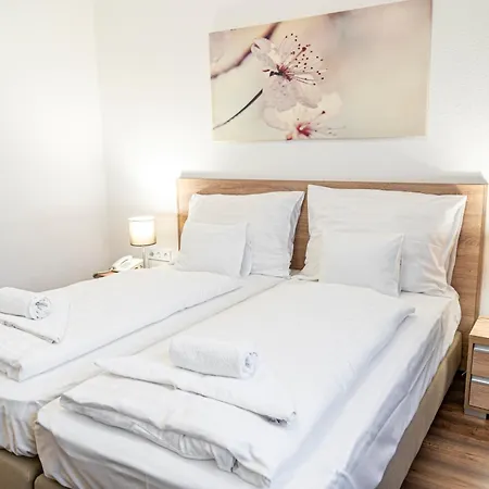 Ozoon Hotell *